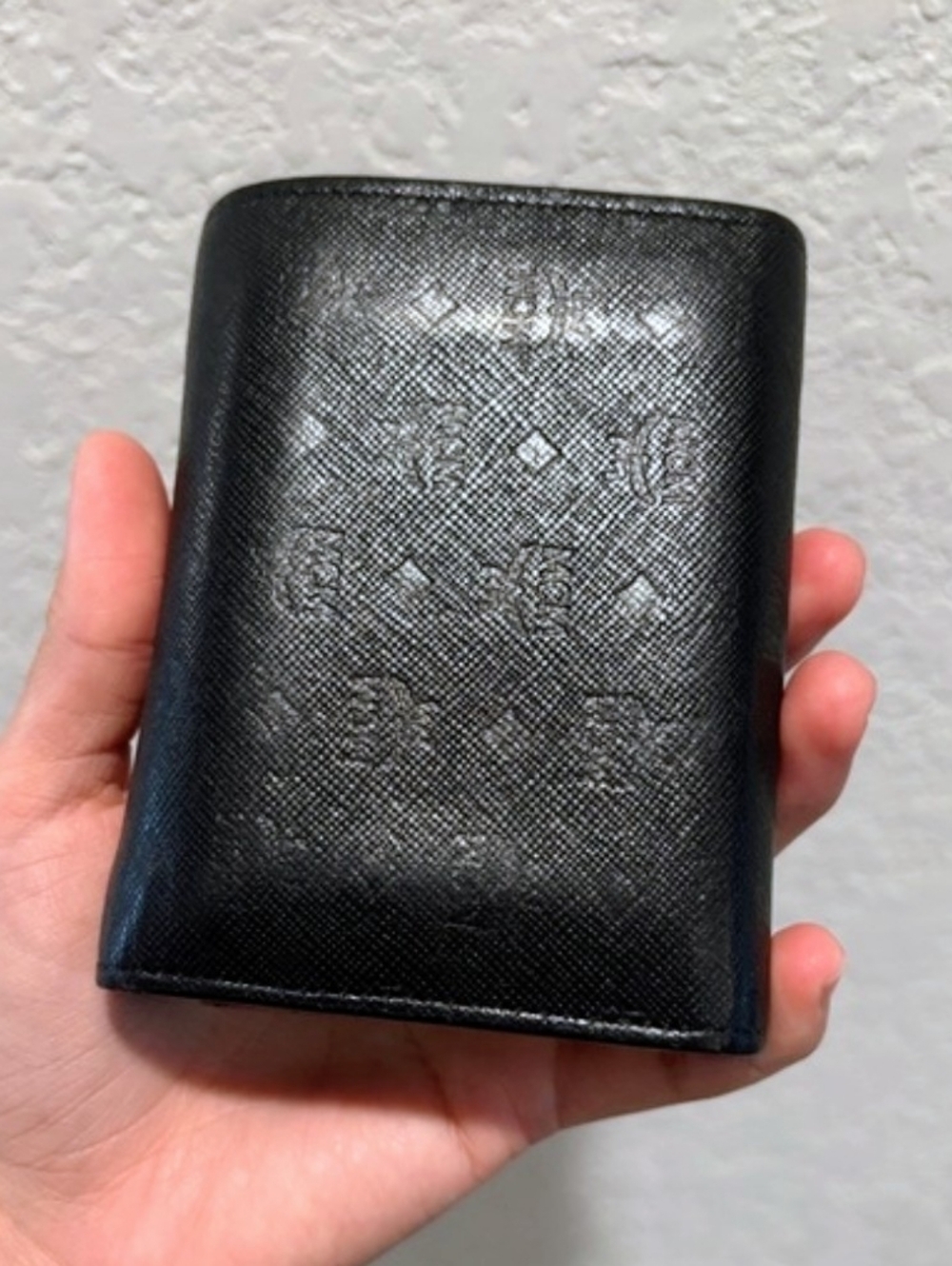 MCM Compact Wallet - Picture 2 of 10